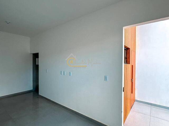 Casa para Venda em Feira de Santana - 4