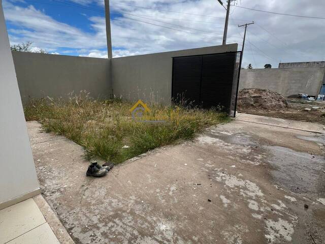 Casa para Venda em Feira de Santana - 4