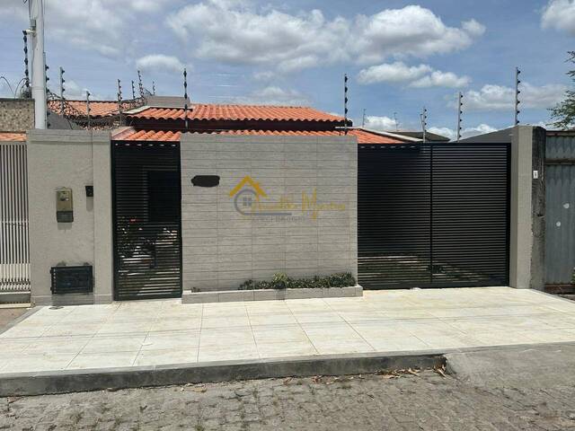 Casa para Venda em Feira de Santana - 5