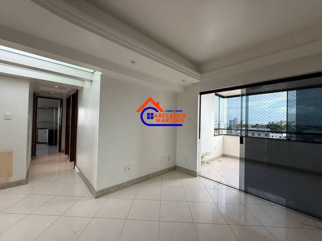 Apartamento para Venda em Feira de Santana - 3