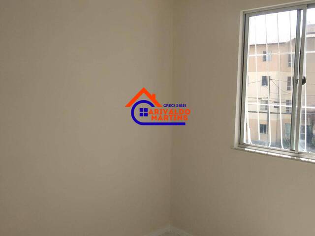 Apartamento para Venda em Feira de Santana - 4